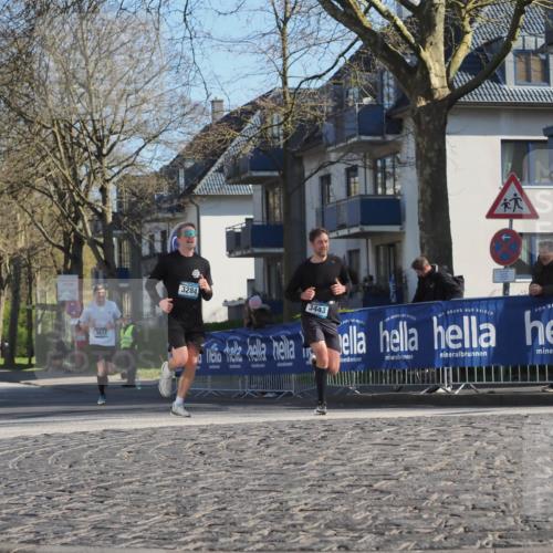 06.04.2025 - 44. Internationalen Wilhelmsburger Insellauf Luisa Fischer http://msf.ph/oto/7561049 06.04.2025 10:29:03 Ziel 3284, 3443, 3021, 3611 meine-sportfotos.de