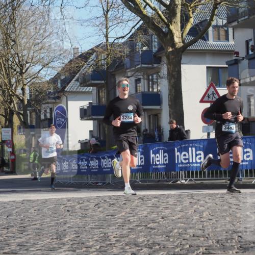 06.04.2025 - 44. Internationalen Wilhelmsburger Insellauf Luisa Fischer http://msf.ph/oto/7561080 06.04.2025 10:29:04 Ziel 5021, 3611, 3284, 3443 meine-sportfotos.de