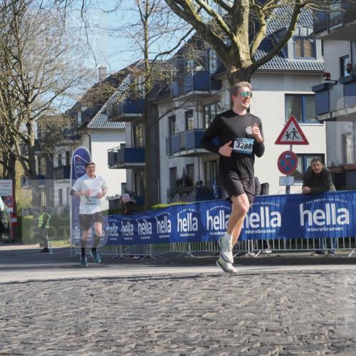 06.04.2025 - 44. Internationalen Wilhelmsburger Insellauf Luisa Fischer http://msf.ph/oto/7561095 06.04.2025 10:29:04 Ziel 5021, 3284, 23, 3611 meine-sportfotos.de
