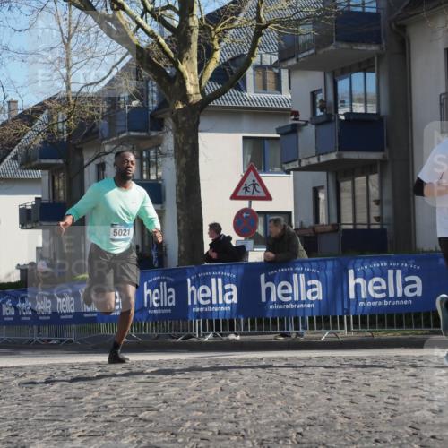 06.04.2025 - 44. Internationalen Wilhelmsburger Insellauf Luisa Fischer http://msf.ph/oto/7561178 06.04.2025 10:29:07 Ziel 5021, 3611 meine-sportfotos.de