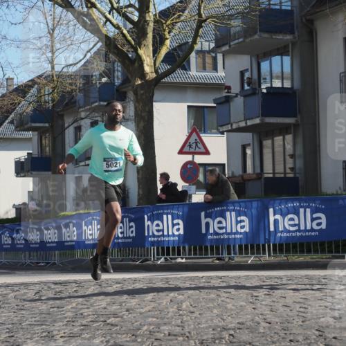06.04.2025 - 44. Internationalen Wilhelmsburger Insellauf Luisa Fischer http://msf.ph/oto/7561182 06.04.2025 10:29:07 Ziel 5021, 361 meine-sportfotos.de