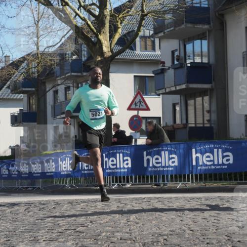 06.04.2025 - 44. Internationalen Wilhelmsburger Insellauf Luisa Fischer http://msf.ph/oto/7561185 06.04.2025 10:29:07 Ziel 5021 meine-sportfotos.de