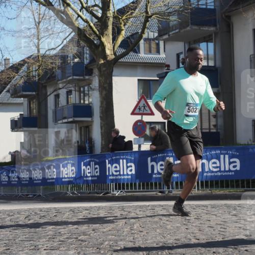 06.04.2025 - 44. Internationalen Wilhelmsburger Insellauf Luisa Fischer http://msf.ph/oto/7561197 06.04.2025 10:29:08 Ziel 5021 meine-sportfotos.de