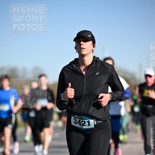 06.04.2025 - 44. Internationalen Wilhelmsburger Insellauf Dr. Thomas Lammeyer http://msf.ph/oto/7561218 06.04.2025 09:36:18 Laufen 3421 meine-sportfotos.de