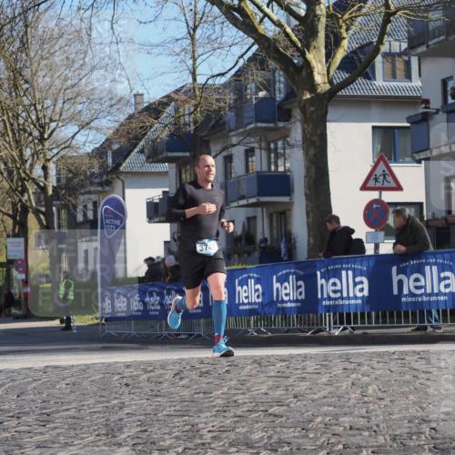 06.04.2025 - 44. Internationalen Wilhelmsburger Insellauf Luisa Fischer http://msf.ph/oto/7561219 06.04.2025 10:29:14 Ziel 3741 meine-sportfotos.de