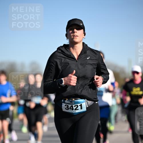 06.04.2025 - 44. Internationalen Wilhelmsburger Insellauf Dr. Thomas Lammeyer http://msf.ph/oto/7561223 06.04.2025 09:36:18 Laufen 3421 meine-sportfotos.de