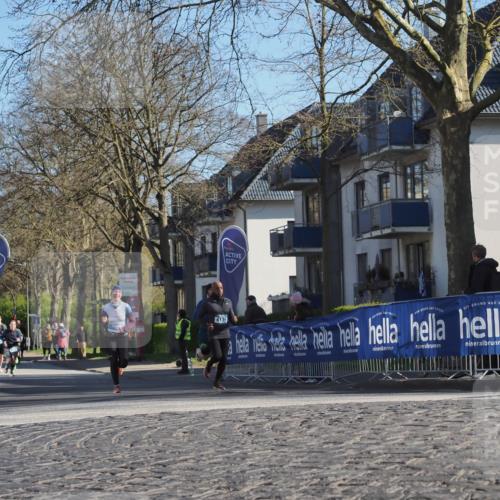 06.04.2025 - 44. Internationalen Wilhelmsburger Insellauf Luisa Fischer http://msf.ph/oto/7561289 06.04.2025 10:29:22 Ziel 4135 meine-sportfotos.de
