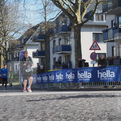 06.04.2025 - 44. Internationalen Wilhelmsburger Insellauf Luisa Fischer http://msf.ph/oto/7561410 06.04.2025 10:29:30 Ziel 3453, 4044 meine-sportfotos.de