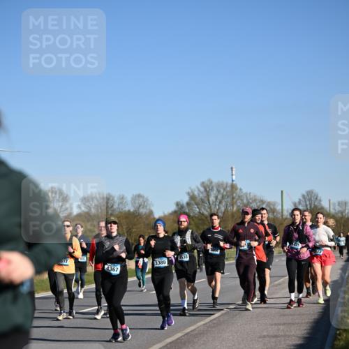 06.04.2025 - 44. Internationalen Wilhelmsburger Insellauf Dr. Thomas Lammeyer http://msf.ph/oto/7561506 06.04.2025 09:36:31 Laufen 4367 meine-sportfotos.de