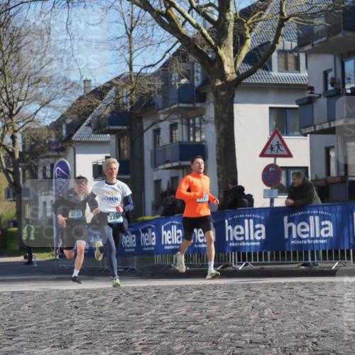 06.04.2025 - 44. Internationalen Wilhelmsburger Insellauf Luisa Fischer http://msf.ph/oto/7561618 06.04.2025 10:29:41 Ziel 4238, 3795 meine-sportfotos.de