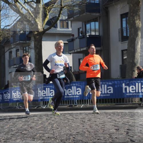 06.04.2025 - 44. Internationalen Wilhelmsburger Insellauf Luisa Fischer http://msf.ph/oto/7561629 06.04.2025 10:29:42 Ziel 2, 4238, 3795, 4121 meine-sportfotos.de