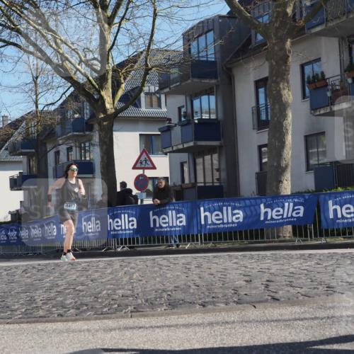 06.04.2025 - 44. Internationalen Wilhelmsburger Insellauf Luisa Fischer http://msf.ph/oto/7561724 06.04.2025 10:30:06 Ziel 4413 meine-sportfotos.de