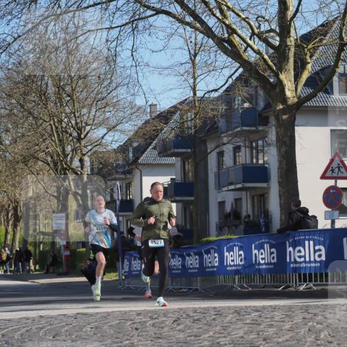 06.04.2025 - 44. Internationalen Wilhelmsburger Insellauf Luisa Fischer http://msf.ph/oto/7561798 06.04.2025 10:30:18 Ziel 4559, 4527 meine-sportfotos.de