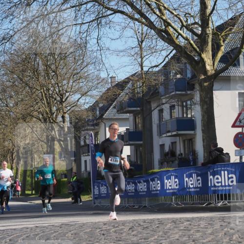 06.04.2025 - 44. Internationalen Wilhelmsburger Insellauf Luisa Fischer http://msf.ph/oto/7561911 06.04.2025 10:30:26 Ziel 3742, 4189 meine-sportfotos.de
