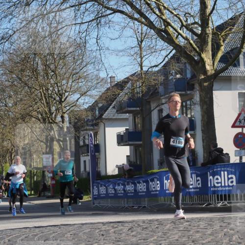 06.04.2025 - 44. Internationalen Wilhelmsburger Insellauf Luisa Fischer http://msf.ph/oto/7561923 06.04.2025 10:30:27 Ziel 3742, 4189 meine-sportfotos.de