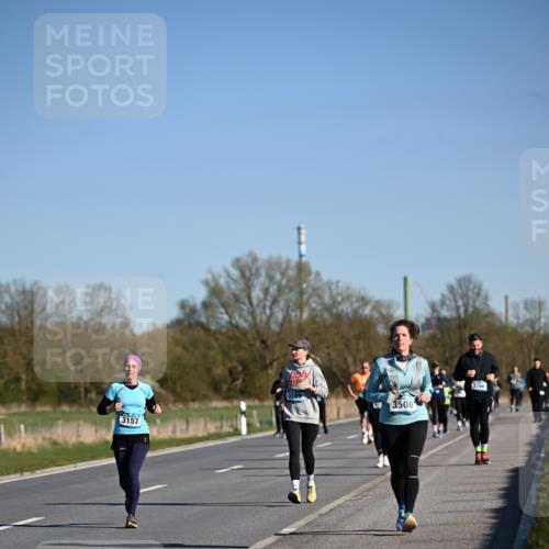 06.04.2025 - 44. Internationalen Wilhelmsburger Insellauf Dr. Thomas Lammeyer http://msf.ph/oto/7561961 06.04.2025 09:36:52 Laufen 3157, 5189, 3508, 3766 meine-sportfotos.de
