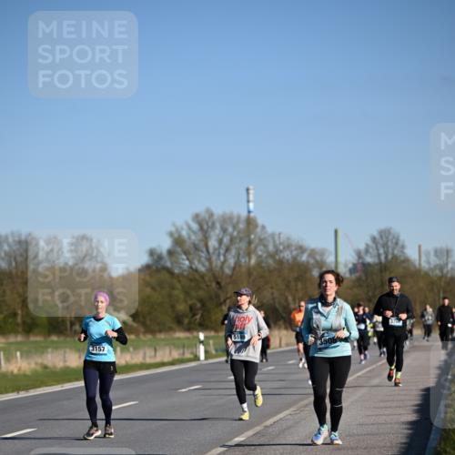 06.04.2025 - 44. Internationalen Wilhelmsburger Insellauf Dr. Thomas Lammeyer http://msf.ph/oto/7561963 06.04.2025 09:36:53 Laufen 3157, 5189, 3508 meine-sportfotos.de