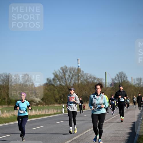 06.04.2025 - 44. Internationalen Wilhelmsburger Insellauf Dr. Thomas Lammeyer http://msf.ph/oto/7561967 06.04.2025 09:36:53 Laufen 3157, 5189, 3766 meine-sportfotos.de