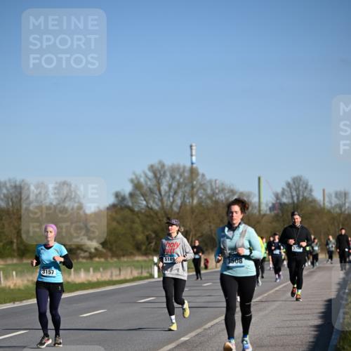 06.04.2025 - 44. Internationalen Wilhelmsburger Insellauf Dr. Thomas Lammeyer http://msf.ph/oto/7561975 06.04.2025 09:36:53 Laufen 3157, 5189, 3766, 3508 meine-sportfotos.de
