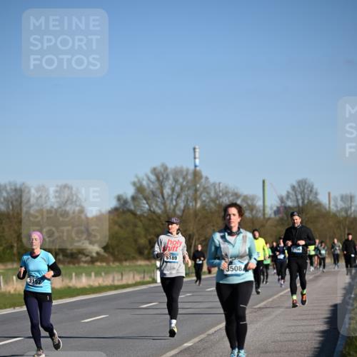 06.04.2025 - 44. Internationalen Wilhelmsburger Insellauf Dr. Thomas Lammeyer http://msf.ph/oto/7561984 06.04.2025 09:36:53 Laufen 3157, 5189, 3508, 3766 meine-sportfotos.de