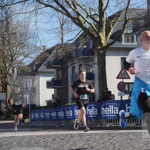 06.04.2025 - 44. Internationalen Wilhelmsburger Insellauf Luisa Fischer http://msf.ph/oto/7561997 06.04.2025 10:30:31 Ziel 3400, 4459 meine-sportfotos.de