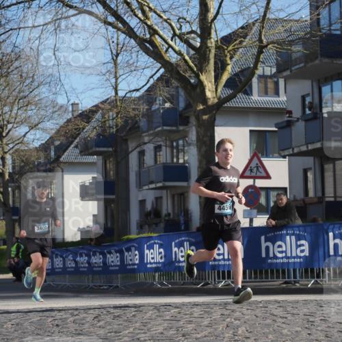 06.04.2025 - 44. Internationalen Wilhelmsburger Insellauf Luisa Fischer http://msf.ph/oto/7562009 06.04.2025 10:30:31 Ziel 3400, 4459 meine-sportfotos.de