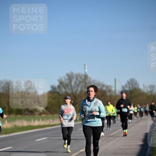 06.04.2025 - 44. Internationalen Wilhelmsburger Insellauf Dr. Thomas Lammeyer http://msf.ph/oto/7562011 06.04.2025 09:36:54 Laufen 5189, 3508 meine-sportfotos.de