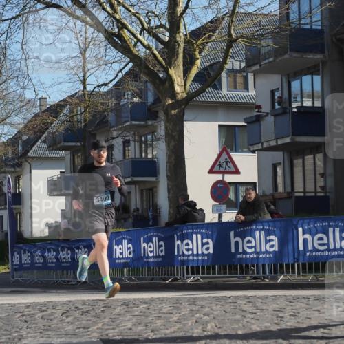 06.04.2025 - 44. Internationalen Wilhelmsburger Insellauf Luisa Fischer http://msf.ph/oto/7562032 06.04.2025 10:30:32 Ziel 3400 meine-sportfotos.de