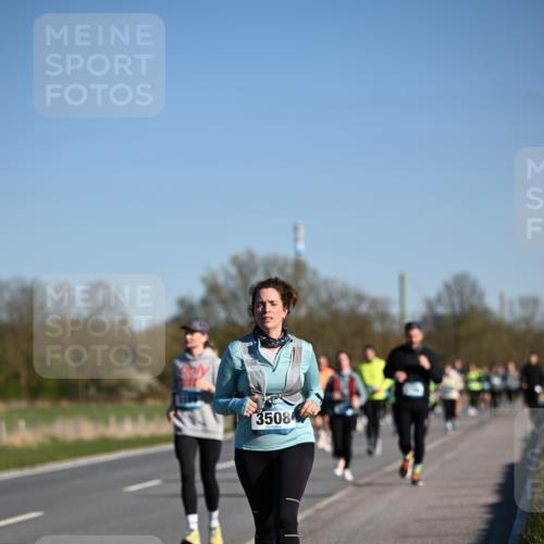 06.04.2025 - 44. Internationalen Wilhelmsburger Insellauf Dr. Thomas Lammeyer http://msf.ph/oto/7562048 06.04.2025 09:36:55 Laufen 3508 meine-sportfotos.de