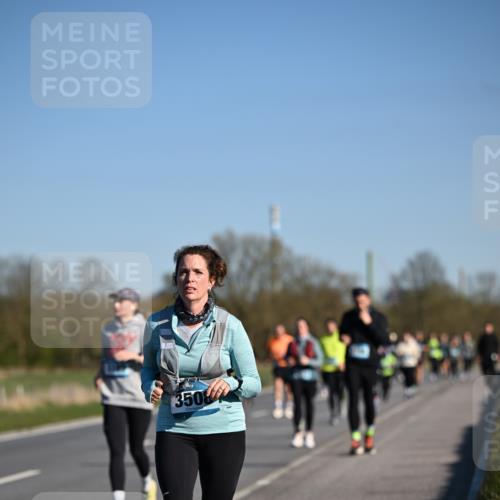06.04.2025 - 44. Internationalen Wilhelmsburger Insellauf Dr. Thomas Lammeyer http://msf.ph/oto/7562067 06.04.2025 09:36:56 Laufen 3508 meine-sportfotos.de