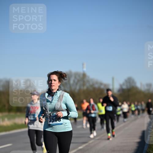 06.04.2025 - 44. Internationalen Wilhelmsburger Insellauf Dr. Thomas Lammeyer http://msf.ph/oto/7562073 06.04.2025 09:36:56 Laufen 3508 meine-sportfotos.de