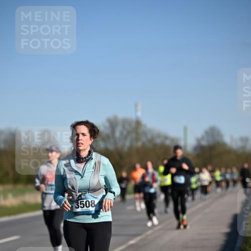 06.04.2025 - 44. Internationalen Wilhelmsburger Insellauf Dr. Thomas Lammeyer http://msf.ph/oto/7562078 06.04.2025 09:36:56 Laufen 3508 meine-sportfotos.de