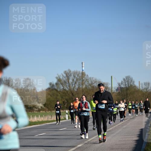 06.04.2025 - 44. Internationalen Wilhelmsburger Insellauf Dr. Thomas Lammeyer http://msf.ph/oto/7562105 06.04.2025 09:36:58 Laufen 4119, 3766 meine-sportfotos.de