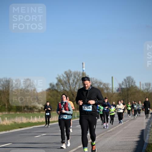 06.04.2025 - 44. Internationalen Wilhelmsburger Insellauf Dr. Thomas Lammeyer http://msf.ph/oto/7562181 06.04.2025 09:37:00 Laufen 4119, 3766 meine-sportfotos.de