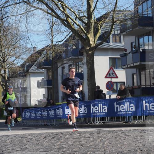 06.04.2025 - 44. Internationalen Wilhelmsburger Insellauf Luisa Fischer http://msf.ph/oto/7562211 06.04.2025 10:30:45 Ziel 3939 meine-sportfotos.de