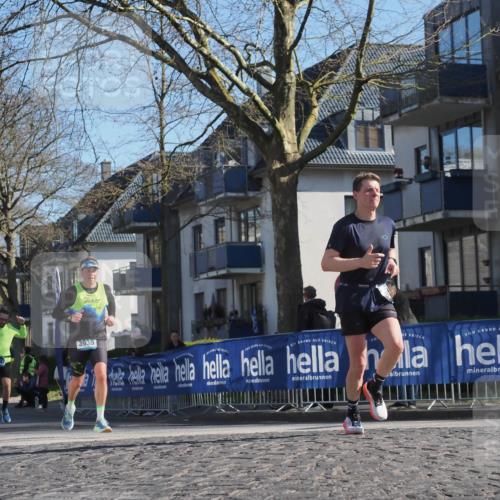 06.04.2025 - 44. Internationalen Wilhelmsburger Insellauf Luisa Fischer http://msf.ph/oto/7562233 06.04.2025 10:30:46 Ziel 3447, 3939 meine-sportfotos.de