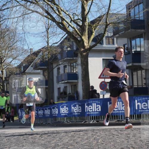 06.04.2025 - 44. Internationalen Wilhelmsburger Insellauf Luisa Fischer http://msf.ph/oto/7562237 06.04.2025 10:30:46 Ziel 3447, 3939 meine-sportfotos.de