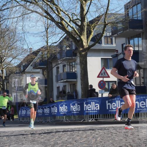06.04.2025 - 44. Internationalen Wilhelmsburger Insellauf Luisa Fischer http://msf.ph/oto/7562241 06.04.2025 10:30:46 Ziel 3939, 3447 meine-sportfotos.de