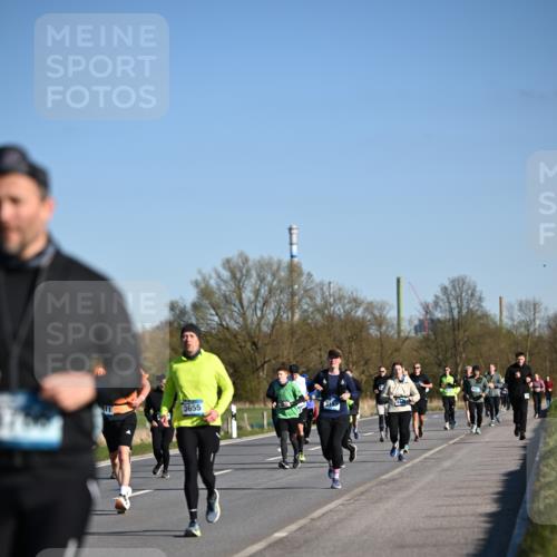 06.04.2025 - 44. Internationalen Wilhelmsburger Insellauf Dr. Thomas Lammeyer http://msf.ph/oto/7562245 06.04.2025 09:37:03 Laufen 3655 meine-sportfotos.de