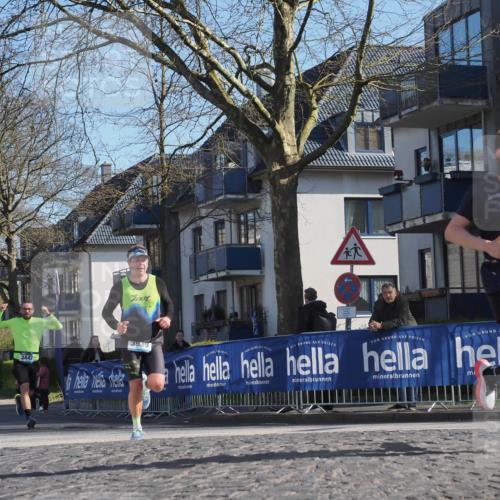 06.04.2025 - 44. Internationalen Wilhelmsburger Insellauf Luisa Fischer http://msf.ph/oto/7562246 06.04.2025 10:30:46 Ziel 3447, 3939 meine-sportfotos.de