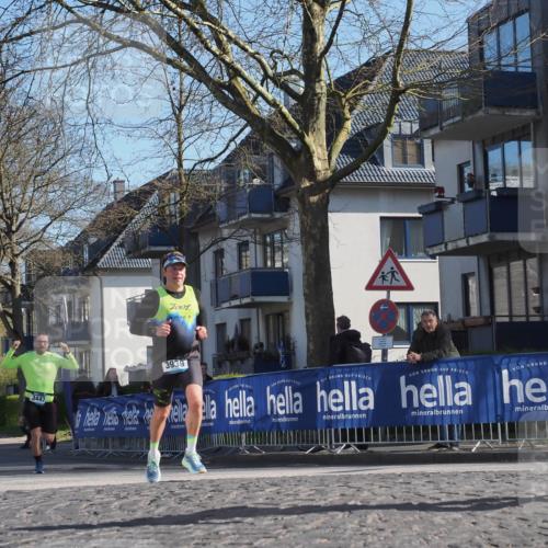 06.04.2025 - 44. Internationalen Wilhelmsburger Insellauf Luisa Fischer http://msf.ph/oto/7562251 06.04.2025 10:30:46 Ziel 3939, 3447 meine-sportfotos.de