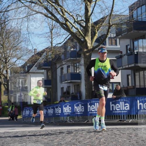 06.04.2025 - 44. Internationalen Wilhelmsburger Insellauf Luisa Fischer http://msf.ph/oto/7562283 06.04.2025 10:30:47 Ziel 393, 3447 meine-sportfotos.de