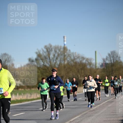 06.04.2025 - 44. Internationalen Wilhelmsburger Insellauf Dr. Thomas Lammeyer http://msf.ph/oto/7562287 06.04.2025 09:37:05 Laufen 55, 315 meine-sportfotos.de