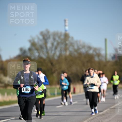 06.04.2025 - 44. Internationalen Wilhelmsburger Insellauf Dr. Thomas Lammeyer http://msf.ph/oto/7562290 06.04.2025 09:37:07 Laufen 3153 meine-sportfotos.de