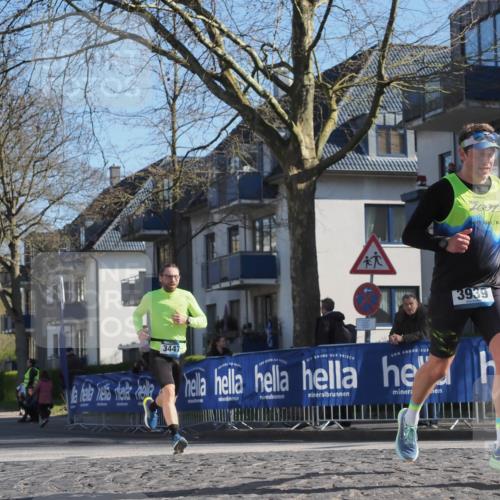 06.04.2025 - 44. Internationalen Wilhelmsburger Insellauf Luisa Fischer http://msf.ph/oto/7562295 06.04.2025 10:30:48 Ziel 3447, 3939 meine-sportfotos.de