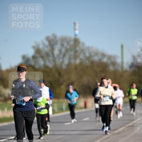 06.04.2025 - 44. Internationalen Wilhelmsburger Insellauf Dr. Thomas Lammeyer http://msf.ph/oto/7562298 06.04.2025 09:37:07 Laufen 3153 meine-sportfotos.de