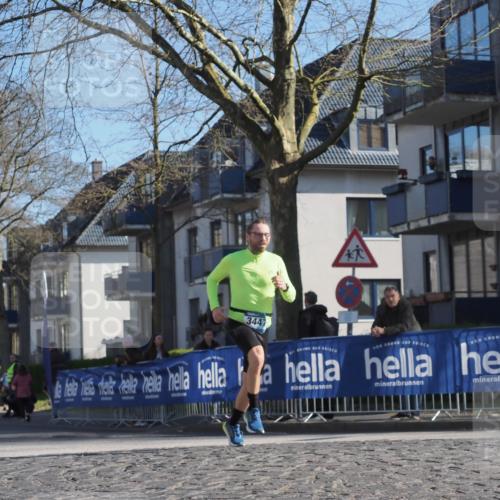 06.04.2025 - 44. Internationalen Wilhelmsburger Insellauf Luisa Fischer http://msf.ph/oto/7562310 06.04.2025 10:30:48 Ziel 3447 meine-sportfotos.de