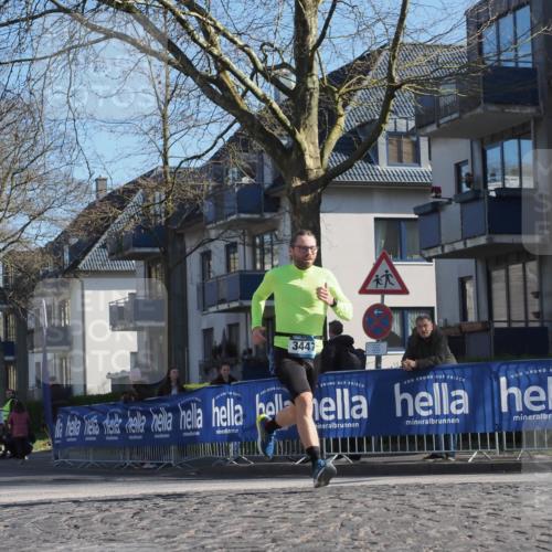 06.04.2025 - 44. Internationalen Wilhelmsburger Insellauf Luisa Fischer http://msf.ph/oto/7562314 06.04.2025 10:30:48 Ziel 3447 meine-sportfotos.de