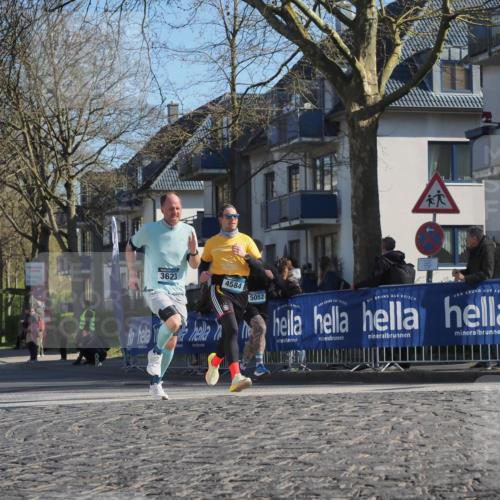 06.04.2025 - 44. Internationalen Wilhelmsburger Insellauf Luisa Fischer http://msf.ph/oto/7562382 06.04.2025 10:31:10 Ziel 3623, 4584, 5052 meine-sportfotos.de