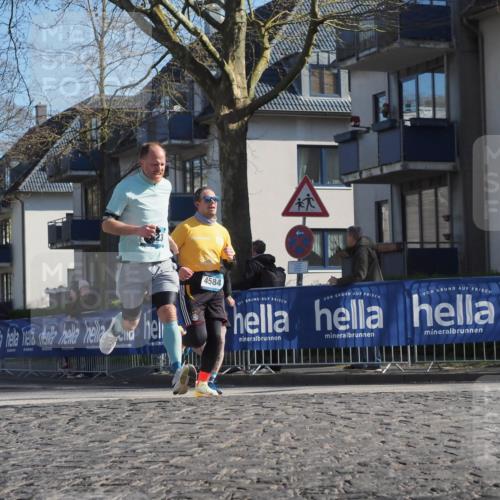 06.04.2025 - 44. Internationalen Wilhelmsburger Insellauf Luisa Fischer http://msf.ph/oto/7562396 06.04.2025 10:31:11 Ziel 4584 meine-sportfotos.de
